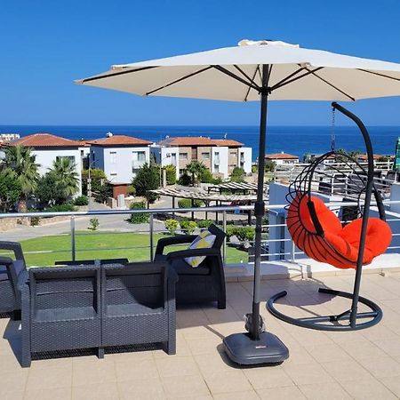 Sea And Mountain View Beachfront Penthouse Yali Exteriör bild