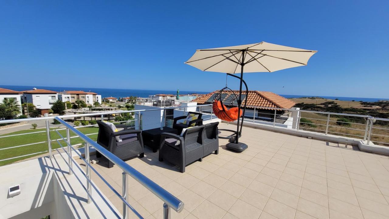 Sea And Mountain View Beachfront Penthouse Yali Exteriör bild